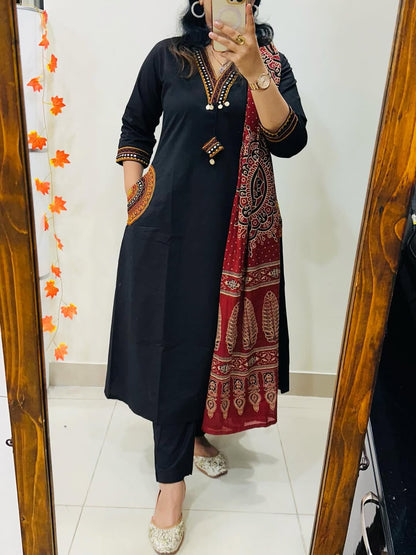 Women Black Cotton Rich Dhabu Embroidery Kurta Pant and Dupatta set